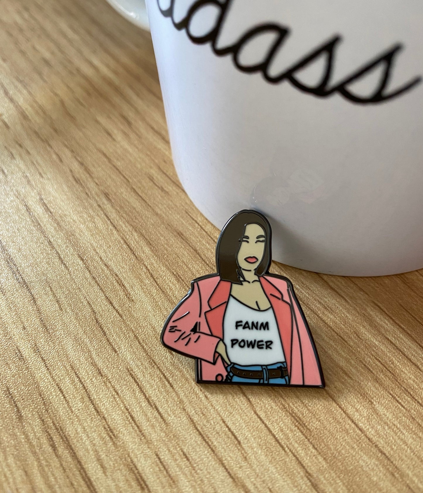 Pin's "Fanm Power"