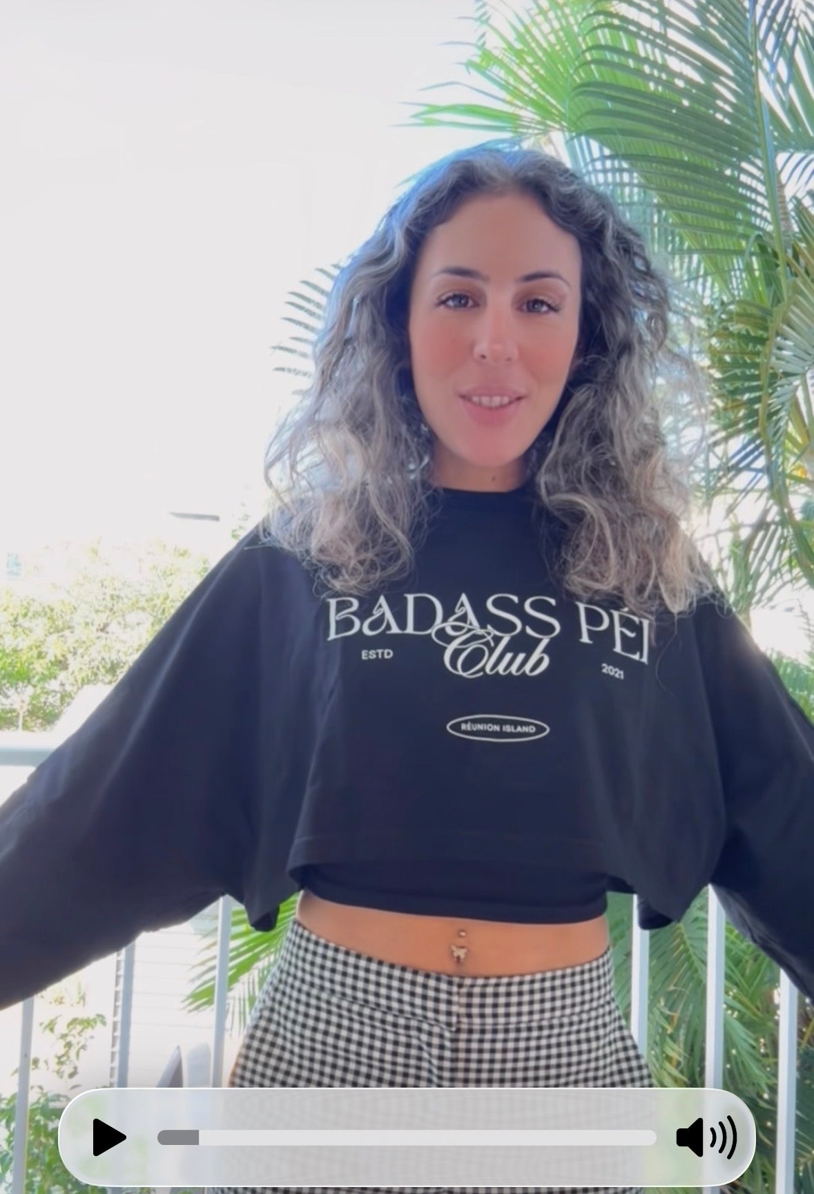 Pull Crop Noir - Édition Limitée ✨